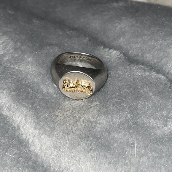Coach Horse And Carriage Signet Ring - Picture 6 of 7